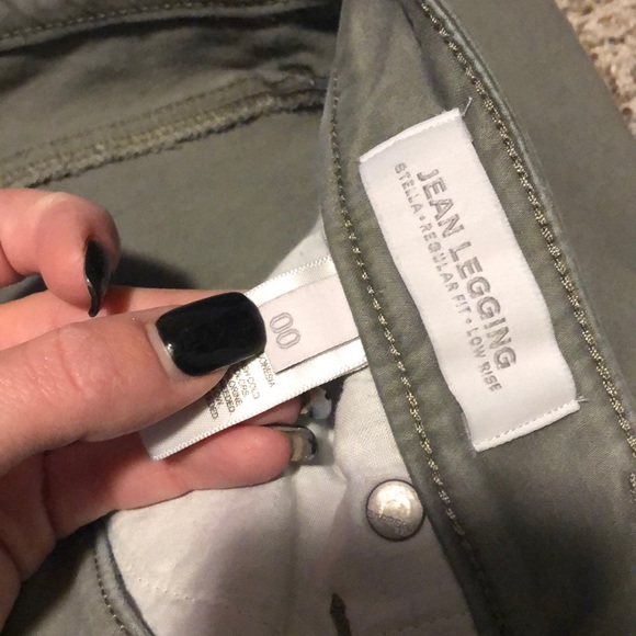 Express Grey Jean - Picture 5 of 5